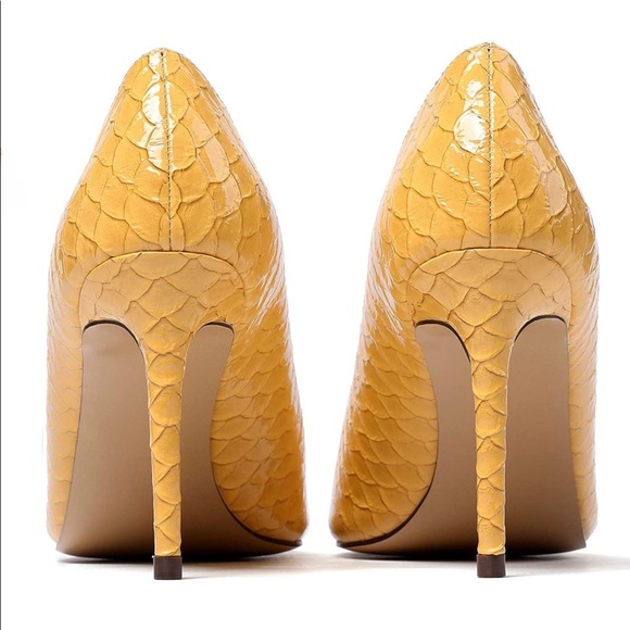 NWT Eldof Peep Toe Pumps in Yellow Snake - Picture 5 of 12
